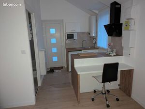 Studio récent 18 M2 avec terrasse 550 charges comprises e