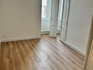 Location t3 centre ville de Vihiers