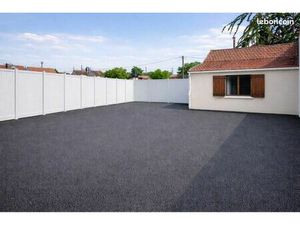 Bureau et terrain professionnel