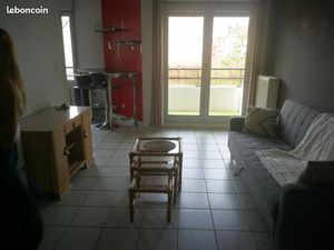 APPARTEMENT MEUBLÉ T3 Rue du Repos  LYON 7E