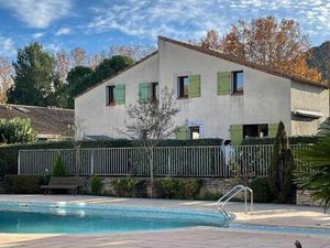 T3 + piscine collective