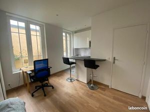 Studio 1 pièce 17 m²