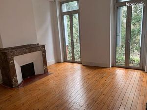 Location appartement bus à