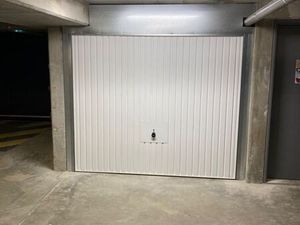 A Louer Box 1er sous-sol immeuble récent Centre-Ville Chalifert