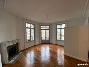 Appartement F2 70m2 hyper centre■Hyper centre Saint Étienne 