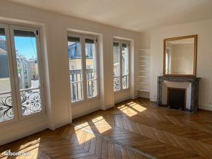 Appartement 2 pièces Marais