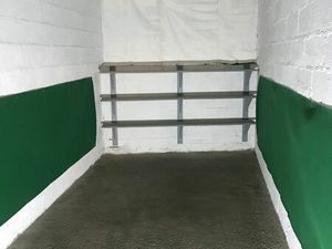 GARAGE garde meuble refait à neuf centre Dijon( jardin darcy  montchapet)