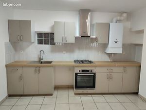 Appartement F3 95 m2 TBE RDC à VICHY