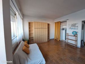 Appartement meublé 35 m2 Prado calme dernier étage