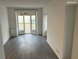 A louer Studio 29 m2 RDC maison