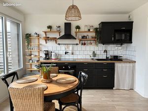 Appartement T2 meublé 45m2  terrasse 10m2  place de parking privée