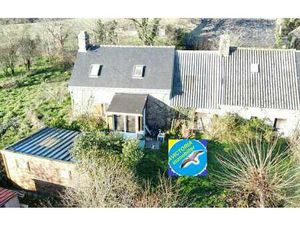Vente Maison à Lanvénégen (56320) : à vendre / 57m² Lanvénégen