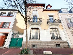 Maison 9 pièces de 262 m2