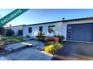 Maison de plain-pied impeccable de 86m2 – proche bourg  à 290 m des commerces de Mouillero