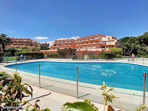 Location appartement 2 pièces 27 m² à Antibes (06600)