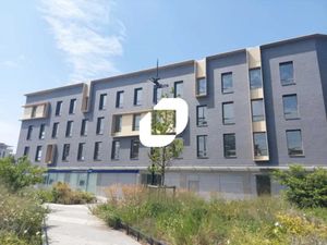 A VENDRE  BATIMENT NEUF PIED FUTUR METRO LIGNE 18