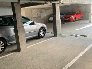 Stationnement couvert