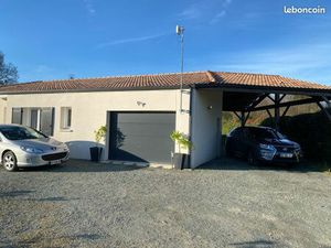 Charmante maison récente au calme