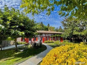 Grande maison avec chambres d’hôtes -389 m2- proche plages LANDES