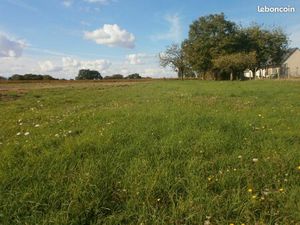 Terrain constructible 1700m² à 25 min de RENNES