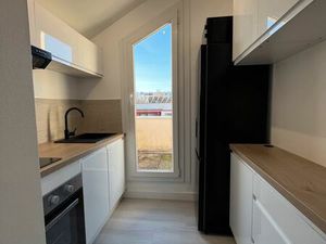 T2 duplex meublé  secteur Micaud  rénové en Dec. 2023