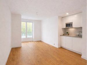 Très beau studio entièrement neuf