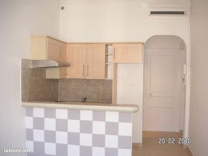 Particulier loue un F 2