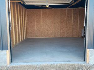 Location entrepôt / local de stockage 50 m2 disponible au professionnel ou particulier pou