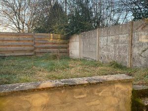 F2 avec terasse et terrain