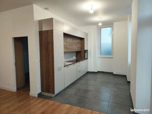 A louer Appartement 95m²  entièrement refait à neuf