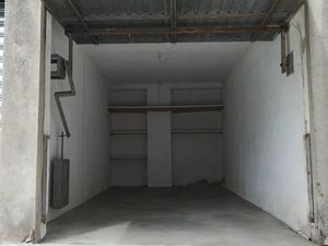 PARTICULIER loue BOX de garage individuel