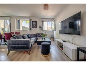 Appartement de 3 pièces de 69m2 avec jardin en vente à Vaujours