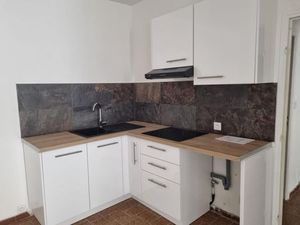 Location appartement 3 pièces 49 m² à Béziers (34500)