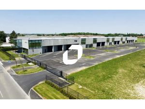 A LOUER  LOCAUX D'ACTIVITE NEUFS