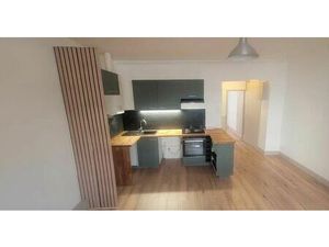 Location appartement 2 pièces 45 m² à Saint-Étienne (42000)
