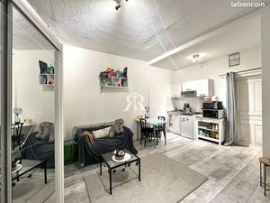 Studio 1 pièce 27 m²