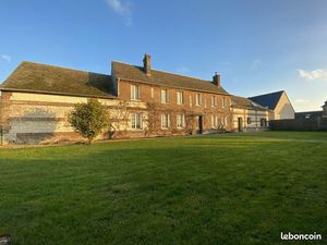 Maison 9 pièces 213 m²