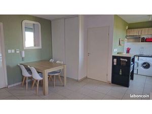 Studio 1 pièce 29 m²