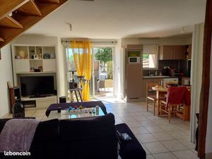 Petite maison avec 2 chambres au May