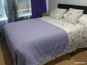 Studio meublé cuisine équipée et salle de bain