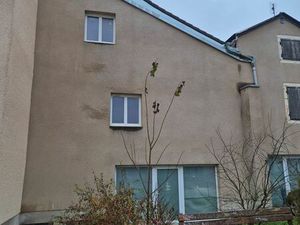 A louer surface brut en centre ville 20 ou 40 ou 60m2 avec espace vert inclus