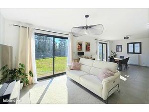 Maison récente 6 pièces-Reyrieux