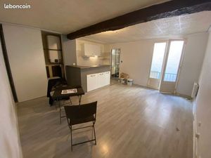 Charmant studio lumineux avec balcon