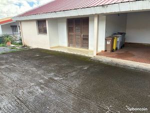 Loue local ou bureaux commercial