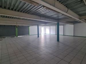 Local commercial 150 m²