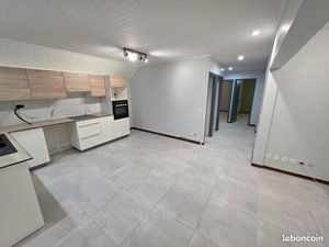 Superbe t3bis spacieux lumineux et aere a 2 min du club med de sainte-anne et de ses plage