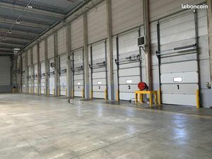 Local logistique 6 751 m²