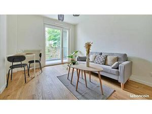 Aubagne Centre – Studio 27 m² entièrement rénové et équipé