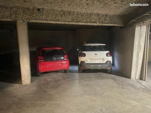 Parking 2 véhicules