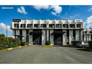 Local d'activité 678 m²